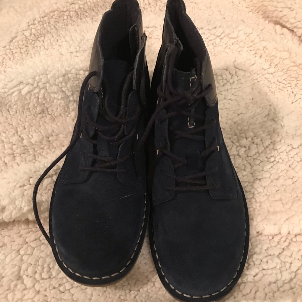 Clark’s Tamitha Key LowIe Suede Boot